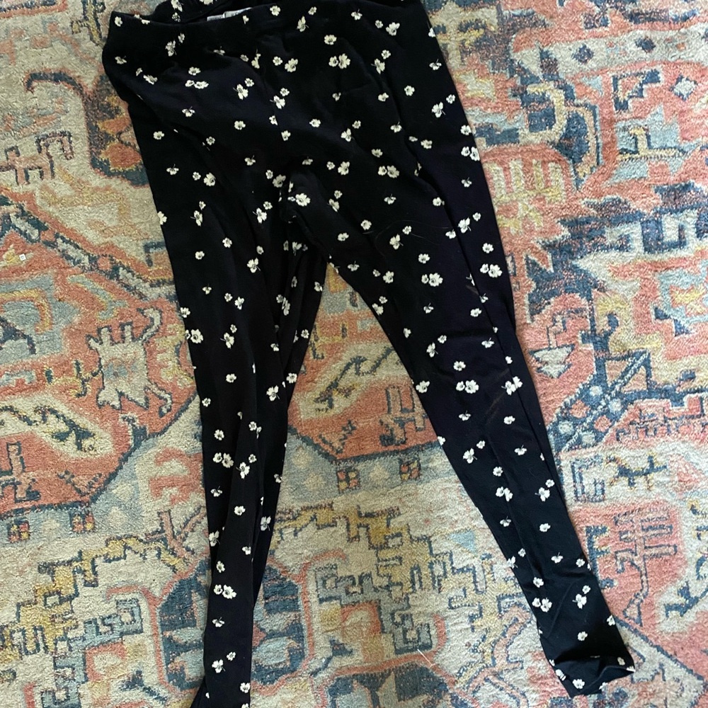 Old navy floral legging, size large